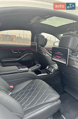 Седан Mercedes-Benz S-Class 2021 в 