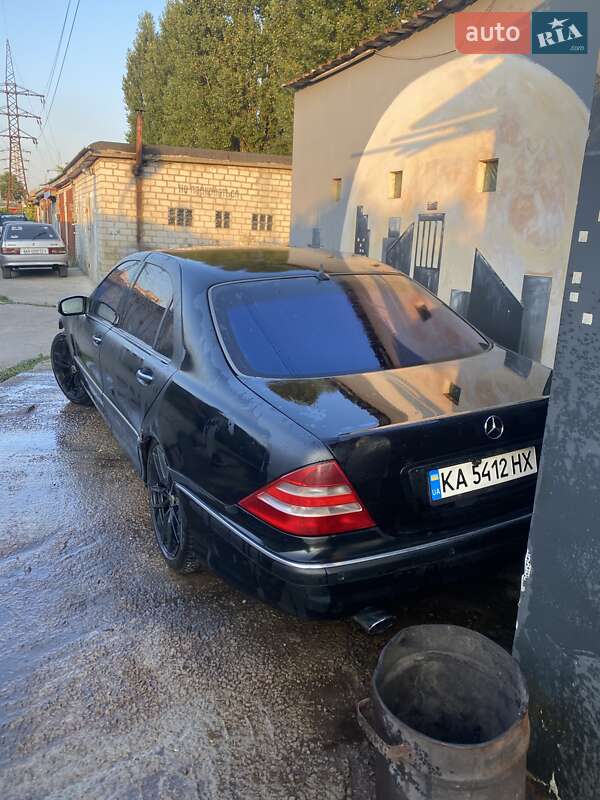 Mercedes-Benz S-Class 1999