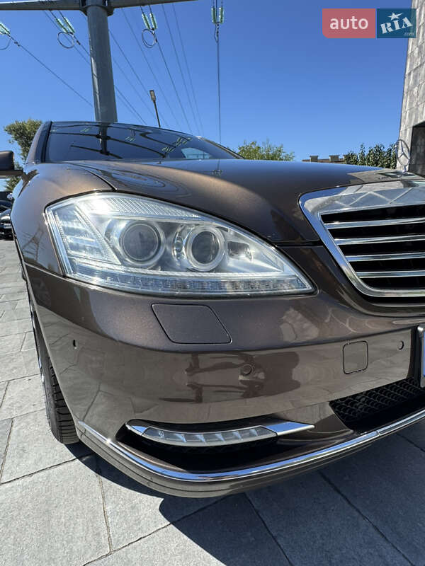Седан Mercedes-Benz S-Class 2011 в Киеве