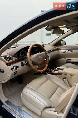 Седан Mercedes-Benz S-Class 2009 в 