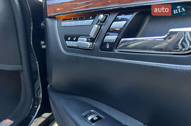Седан Mercedes-Benz S-Class 2008 в 