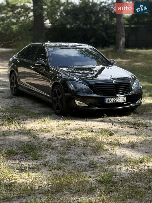Седан Mercedes-Benz S-Class 2006 в 