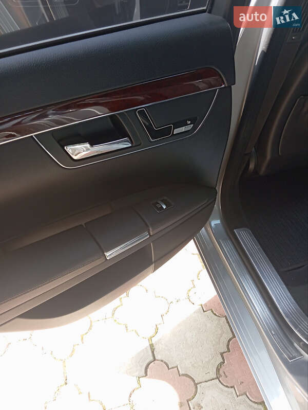 Седан Mercedes-Benz S-Class 2010 в Кицмани