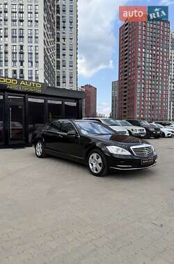 Седан Mercedes-Benz S-Class 2012 в Києві