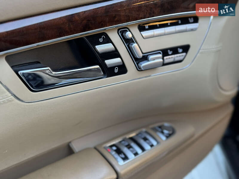 Седан Mercedes-Benz S-Class 2006 в Тернополе