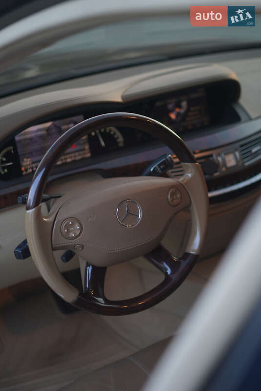 Седан Mercedes-Benz S-Class 2006 в Тернополе