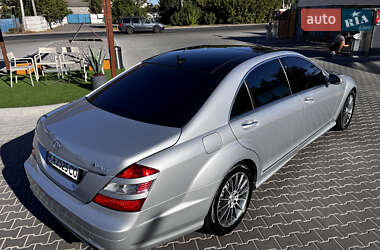 Седан Mercedes-Benz S-Class 2008 в 