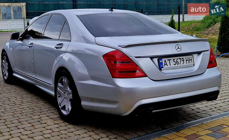 Седан Mercedes-Benz S-Class 2006 в 