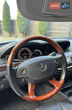 Седан Mercedes-Benz S-Class 2008 в 