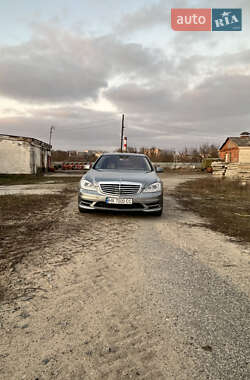 Седан Mercedes-Benz S-Class 2012 в 