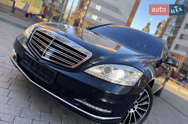 Седан Mercedes-Benz S-Class 2011 в Ивано-Франковске