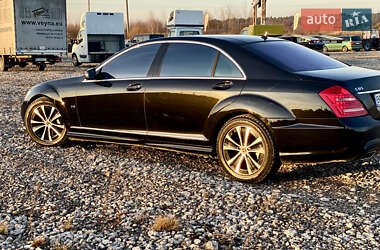 Седан Mercedes-Benz S-Class 2006 в 