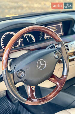 Седан Mercedes-Benz S-Class 2006 в 