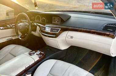 Седан Mercedes-Benz S-Class 2006 в 