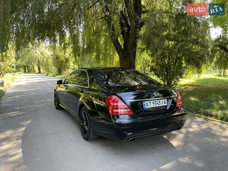 Mercedes-Benz S-Class 2006