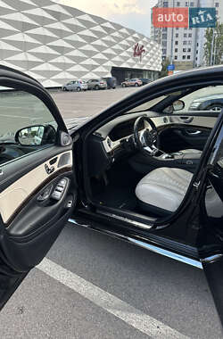 Седан Mercedes-Benz S-Class 2018 в 