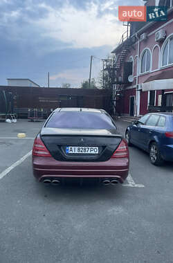 Седан Mercedes-Benz S-Class 2005 в 