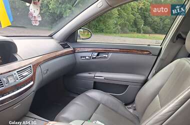 Седан Mercedes-Benz S-Class 2006 в 
