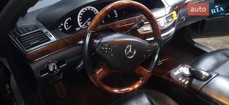 Седан Mercedes-Benz S-Class 2012 в Хмельницком
