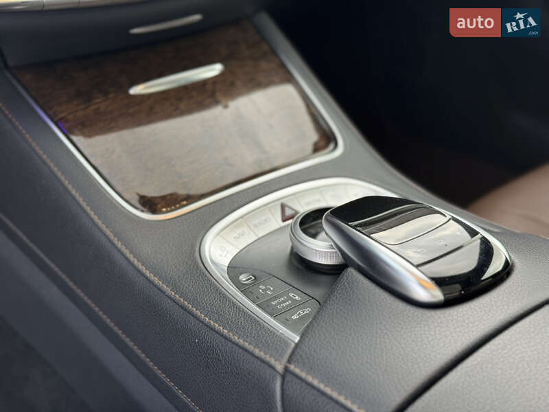 Седан Mercedes-Benz S-Class 2014 в Луцке