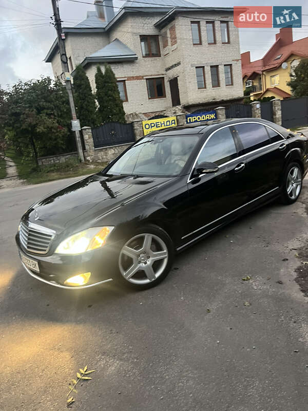 Mercedes-Benz S-Class 2006