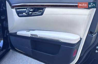 Седан Mercedes-Benz S-Class 2011 в 