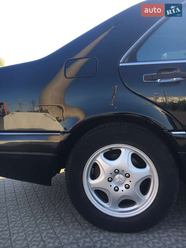 Седан Mercedes-Benz S-Class 1996 в Полтаве