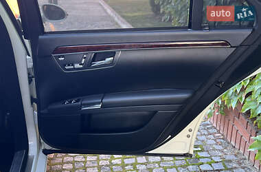 Седан Mercedes-Benz S-Class 2008 в 