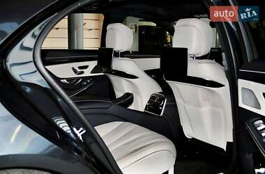 Седан Mercedes-Benz S-Class 2019 в 