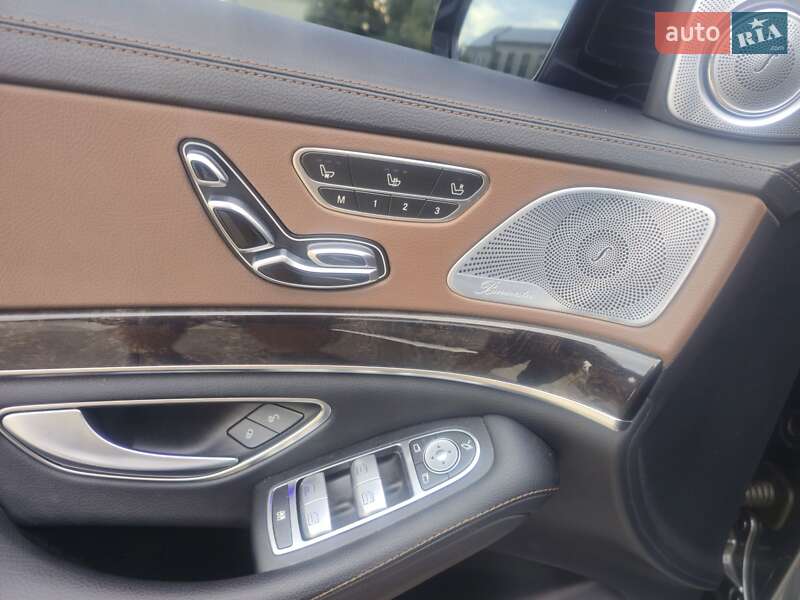 Седан Mercedes-Benz S-Class 2017 в Тысменице