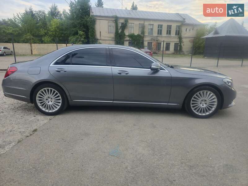 Седан Mercedes-Benz S-Class 2017 в Тысменице