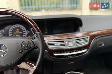Седан Mercedes-Benz S-Class 2013 в 