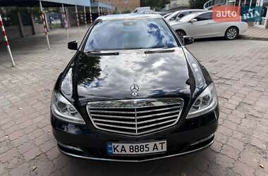 Седан Mercedes-Benz S-Class 2013 в 