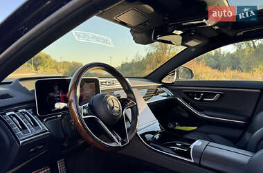 Седан Mercedes-Benz S-Class 2023 в 