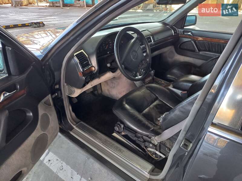 Седан Mercedes-Benz S-Class 1993 в Ровно