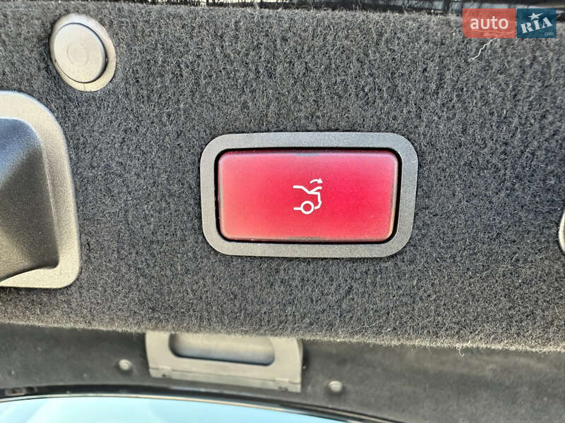 Седан Mercedes-Benz S-Class 2014 в Киеве