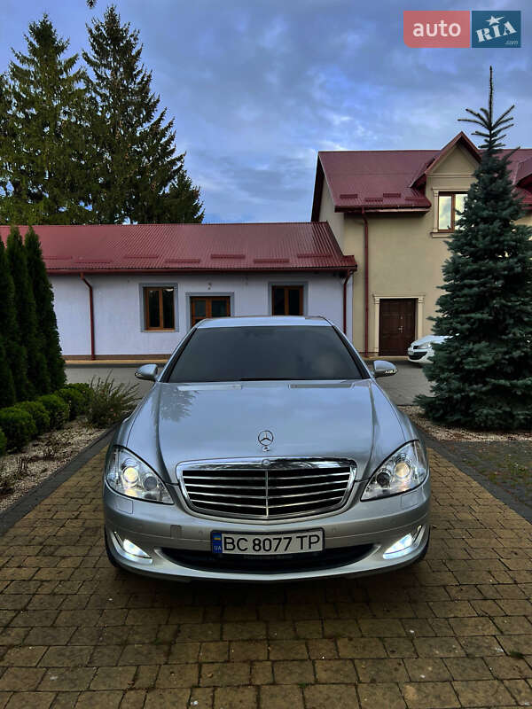 Седан Mercedes-Benz S-Class 2007 в Городке