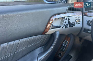 Седан Mercedes-Benz S-Class 2005 в 