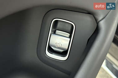 Седан Mercedes-Benz S-Class 2024 в 