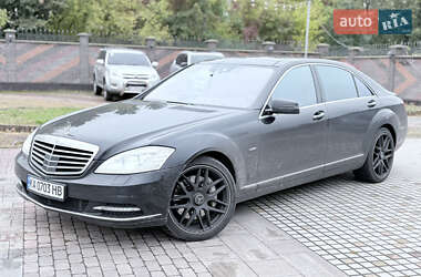 Седан Mercedes-Benz S-Class 2011 в 