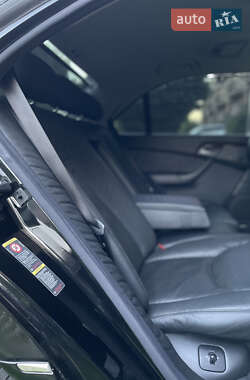 Седан Mercedes-Benz S-Class 2003 в 