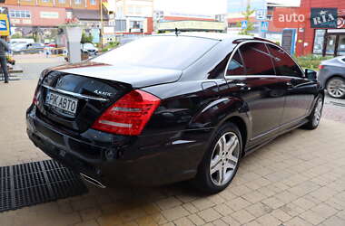 Седан Mercedes-Benz S-Class 2012 в 