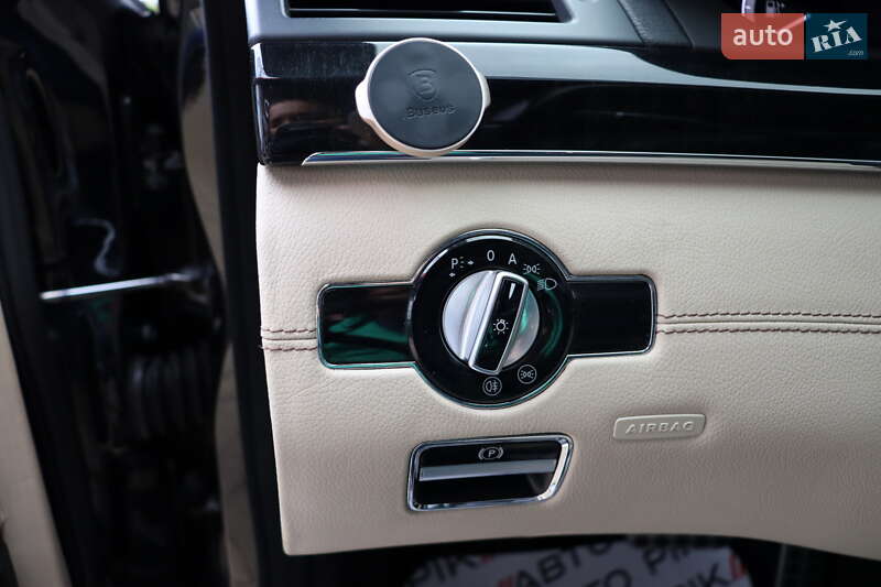 Седан Mercedes-Benz S-Class 2012 в Львові