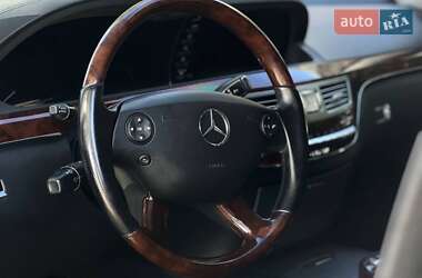 Седан Mercedes-Benz S-Class 2006 в 