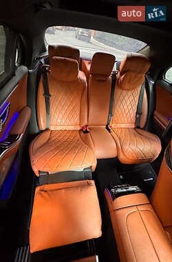 Седан Mercedes-Benz S-Class 2021 в 