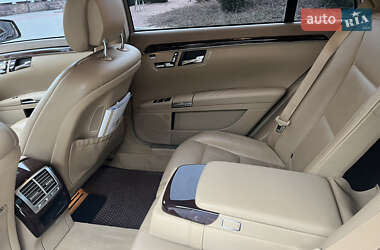 Седан Mercedes-Benz S-Class 2011 в 