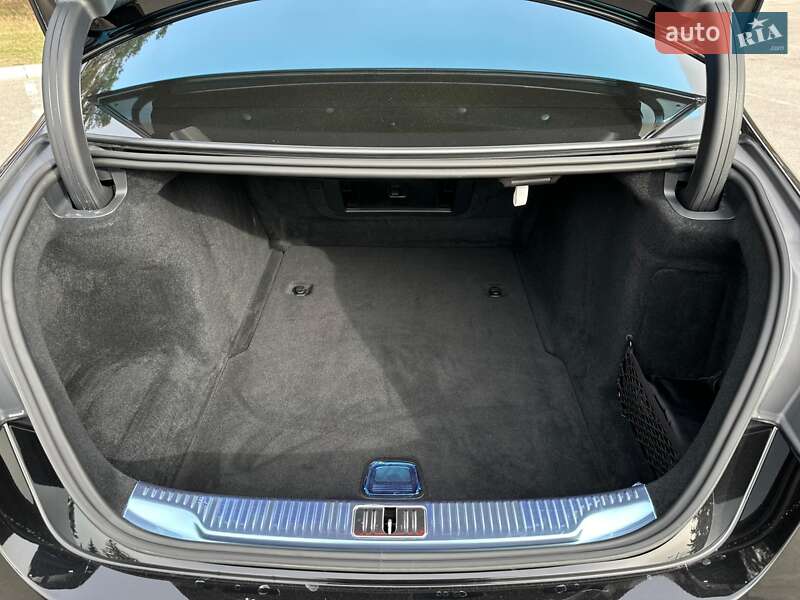 Седан Mercedes-Benz S-Class 2022 в Киеве