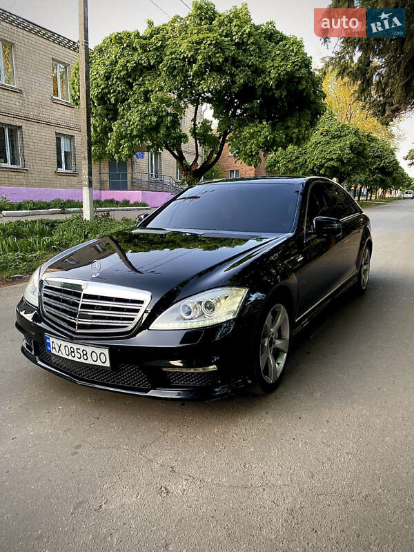 Mercedes-Benz S-Class 2006