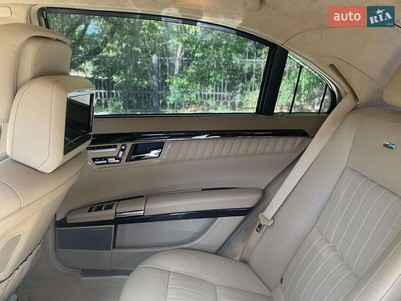 Седан Mercedes-Benz S-Class 2012 в Умани