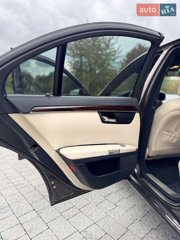 Седан Mercedes-Benz S-Class 2010 в Львове фото 13 Седан Mercedes-Benz S-Class 2010 в Львове
